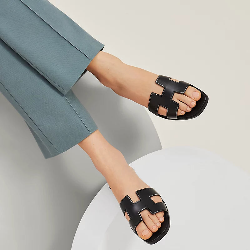 Hermès Oran Sandals – Black Calfskin – Size 38